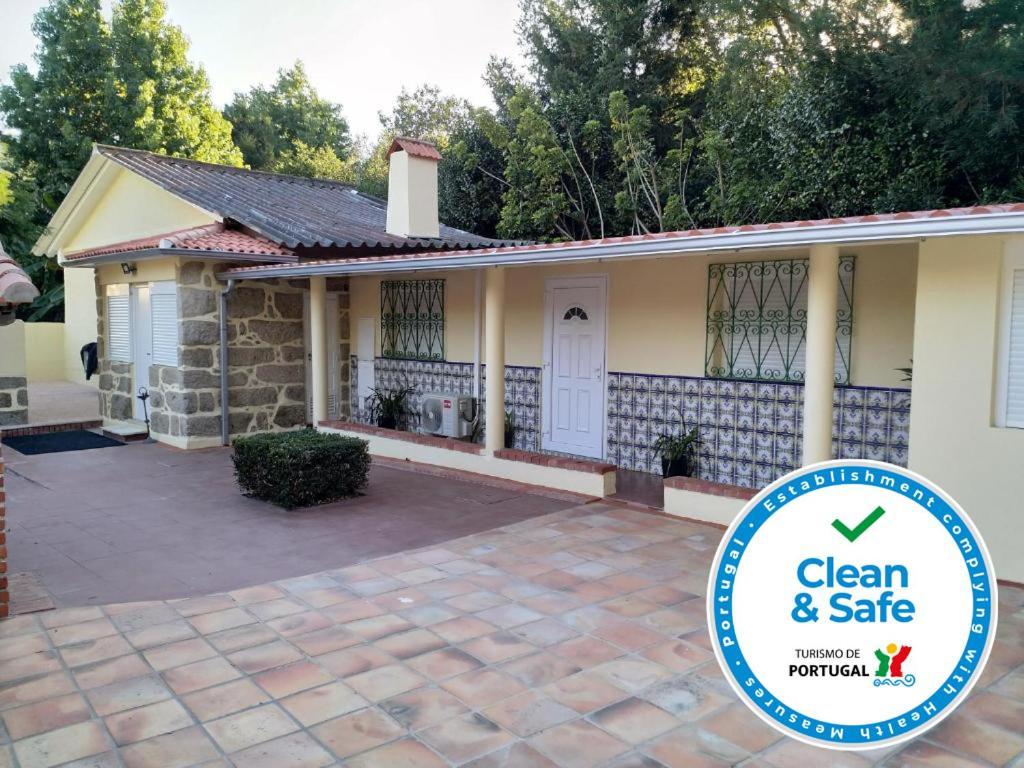Metro Vilar Suites&Villas Vilar do Pinheiro Exterior foto